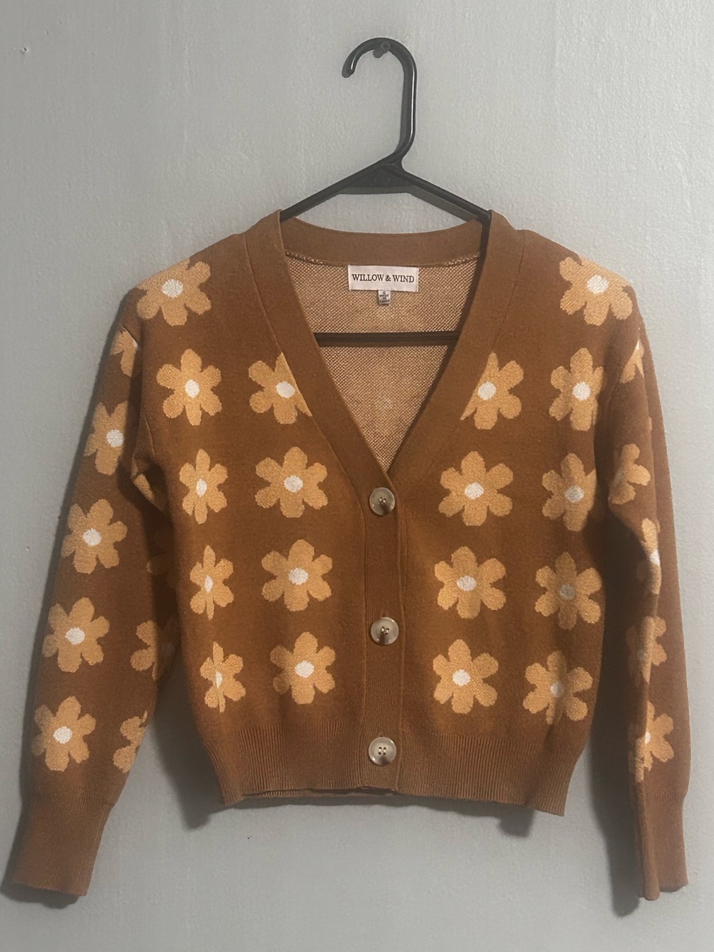 Willow & Wind Brown Floral V-Neck Button Front Cardigan